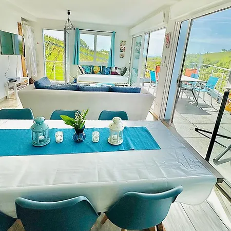 Ferienwohnung Domaine BOHN Blue Winehouse Reichsfeld Exterior foto