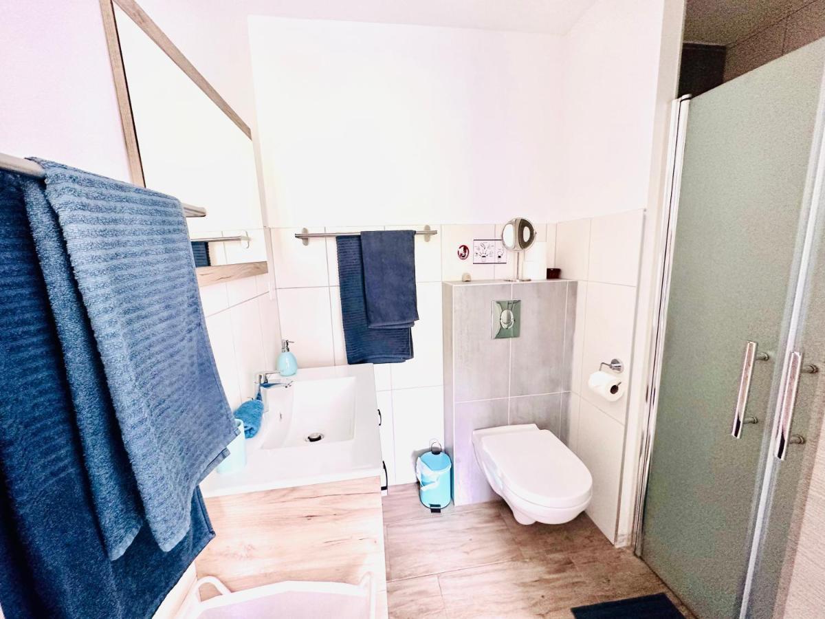 Janea Big Blue House Apartment Reichsfeld